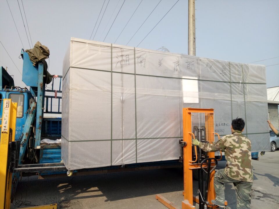 发往湖南娄底新化县500斤苗菜机（不锈钢）