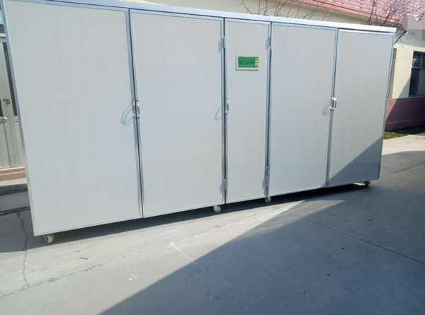 112盘全自动智能苗菜机