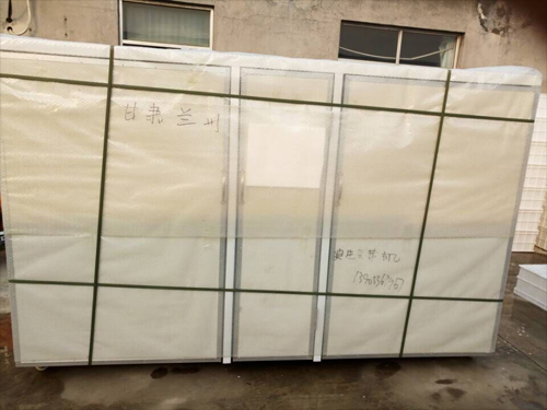 发往甘肃兰州200斤彩钢复合板豆芽机