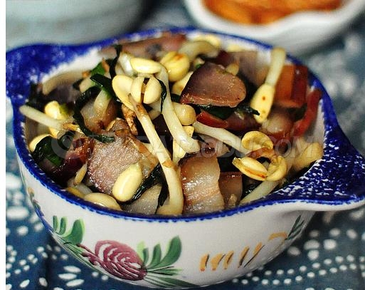 腊肉花生芽