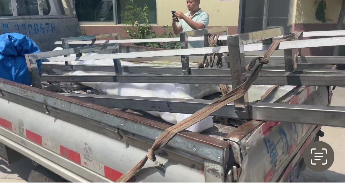 发往广东的德国西门子控制柜淋水线——迪生机械